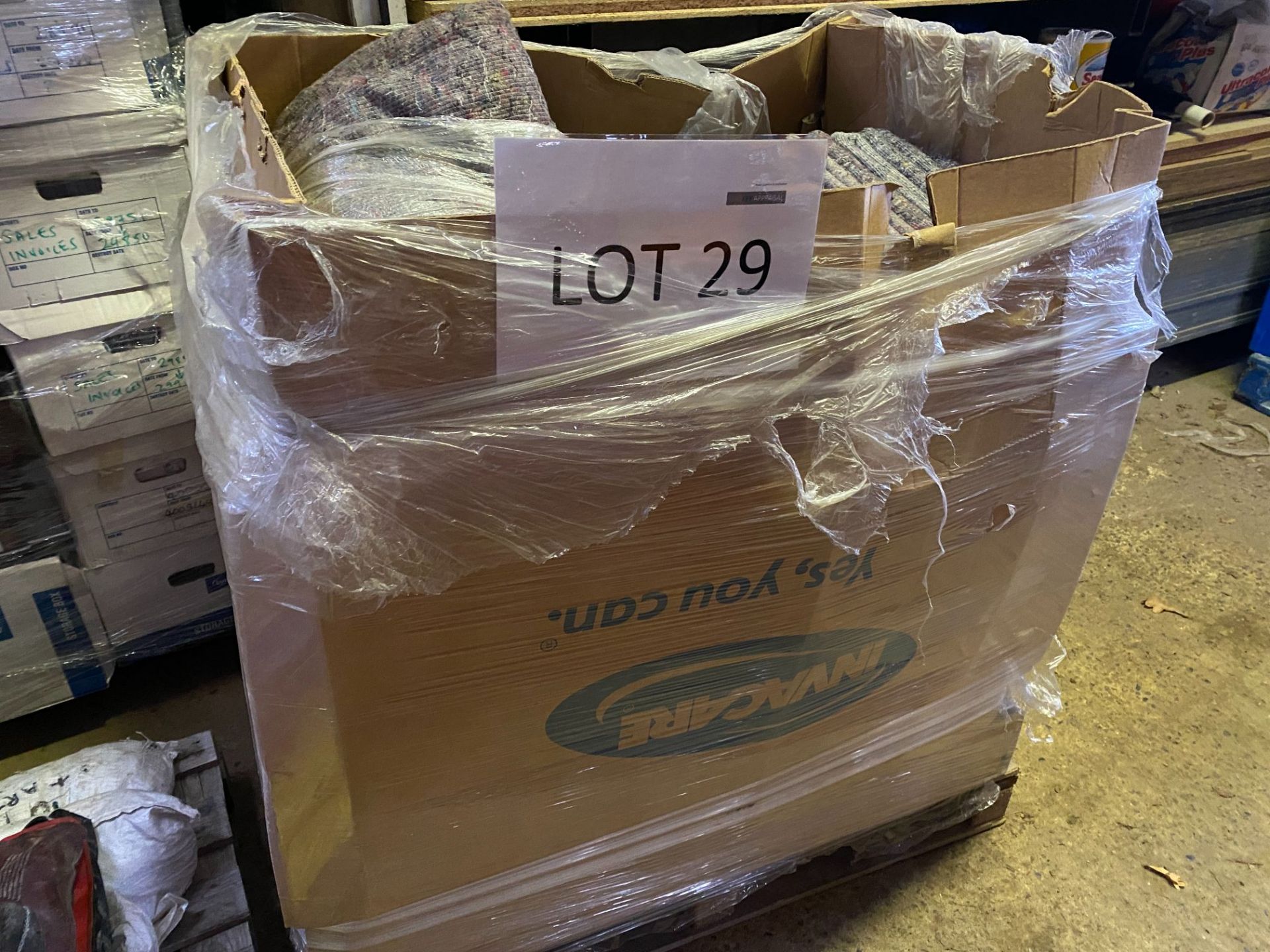 Quantity of transport blankets on pallet as lotted (approx 100) - Image 2 of 3