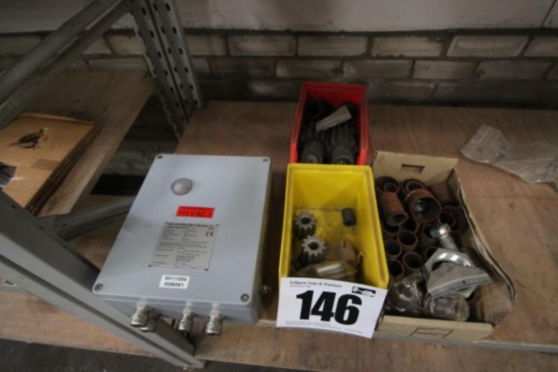 Explosive Area Rating Electrical Junction Box, Lin Bin of Drive Wheels, Cardboard Box of Mild