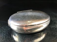 Silver Oval tobacco / snuffbox c1690 with squeeze/ pinch opening design and makers mark to inner