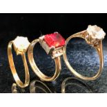 Three 9ct 375 Gold dress rings with various stones & settings