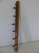 Early oak rustic wall-mounted coat and hat hanger