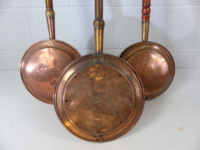 Three brass bed pans - Image 2 of 3