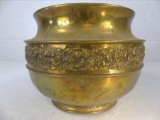 Brass planter with impressed foliate design approx. diameter 22cm