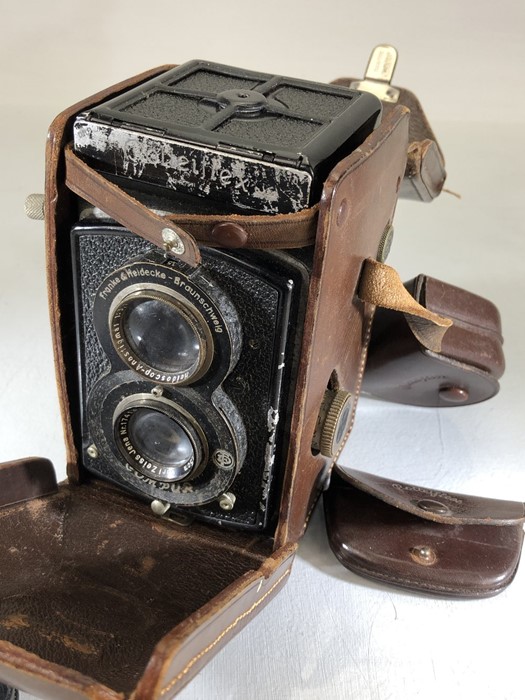 ROLLEIFLEX TWIN LENS REFLEX CAMERA COMPUR Carl Zeiss in original case with additional Zeiss Proxar - Image 3 of 5