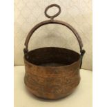 Heavy cooper cooking pot with handle and incised decoration (diam appox 17cm weight 1.6kg)