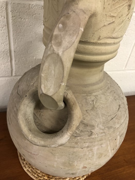 Stone Middle Eastern style water jug - Image 3 of 3