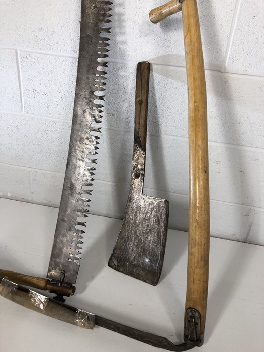 Vintage sythe, meat cleaver and two-handled saw - Image 3 of 3