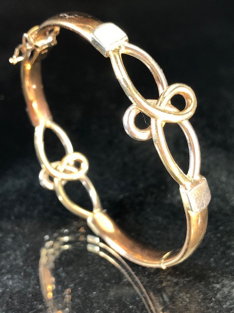 9ct Gold Bracelet stamped 375 (approx 20.3g)