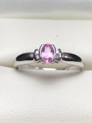 9ct White Gold ring set with Pink Sapphire and with two Diamonds to each shoulder (size 'L')