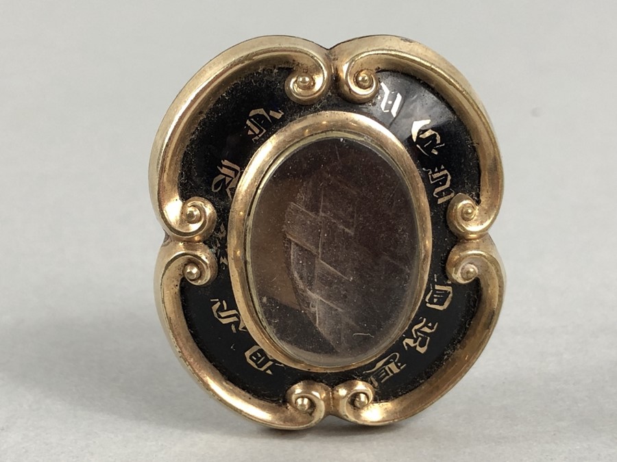 Victorian Mourning Brooch engraved to the reverse and dated 1881 - Image 7 of 7