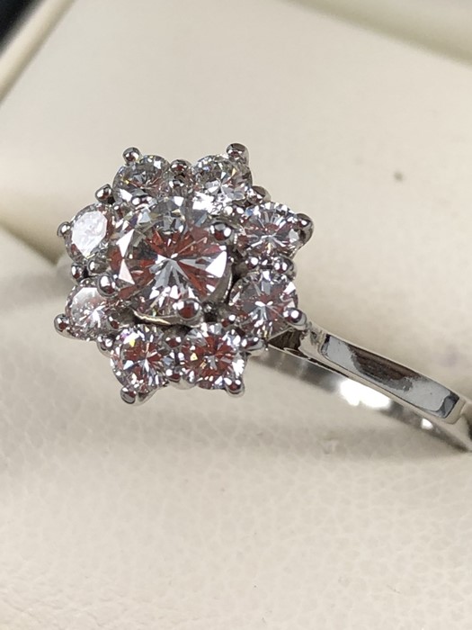 18ct White Gold approx: 1carat Diamond Daisy Cluster Ring, set with an approx: 0.25ct Brilliant - Image 3 of 7