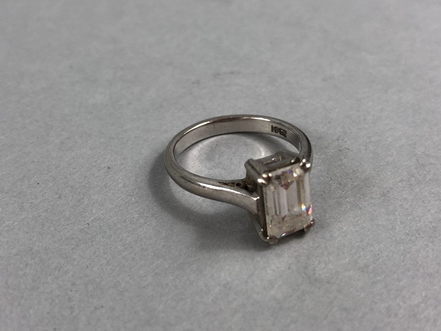 White Metal (Stamped 18ct) and set with a Step Cut CZ stone. Size: ‘L’ UK, ‘5½’ USA. - Image 5 of 5