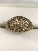 9ct Gold ring with Pierced decoration size L.5