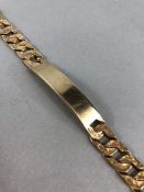 375 Hallmarked 9ct Gold curb link bracelet approx 29g