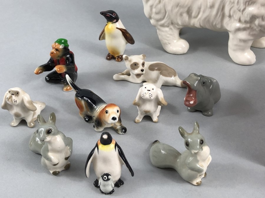 A collection of mostly Russian miniature pottery animals in Russian hand painted box with a - Image 2 of 6