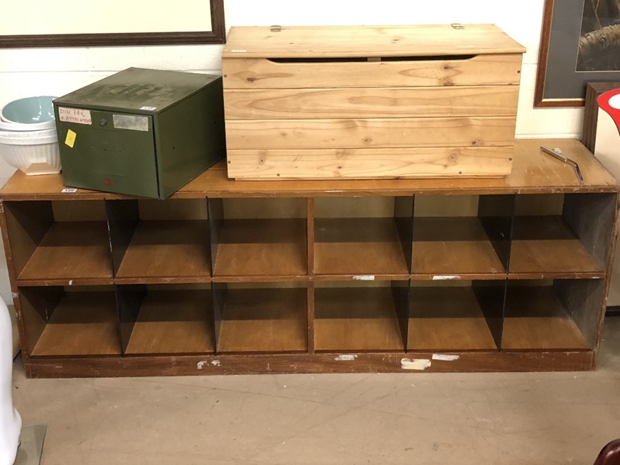 Large 12 slot Pigeon Hole unit - Image 4 of 19