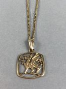 9ct Gold chain and 9ct Welsh dragon pendant total weight approx 4.4g