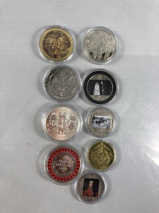 Collection of nine uncirculated coins to include three with Photographs - Image 2 of 7