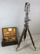 Carl Zeiss: Carl Zeiss Richtungsweiser-Doppelfernrohr 10x50 periscope with original fitted box and