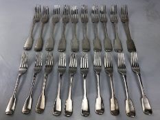 Collect of twenty hallmarked London Georgian forks, ten of each size all with a lion emblem (total