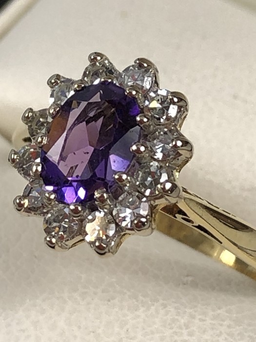 Maker Steele and Dolphin 18ct Amethyst and diamond cluster ring. The Amethyst measures approx: 7. - Image 3 of 5