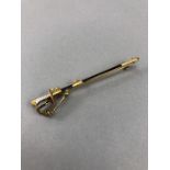 Unusual 9ct Gold and enamel Brooch in the form of a dress sword (approx 4.6g)