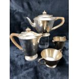 London Hallmarked Silver Tea and Coffee set by Edward Barnard & Sons Ltd Comprising; Coffee Pot; Tea
