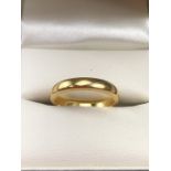 22ct hallmarked Gold band size 'I' and approx 3.9g