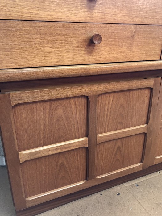Mid century teak sideboard with four drawers and cupboard under with panelled doors approx 102cm x - Image 6 of 7