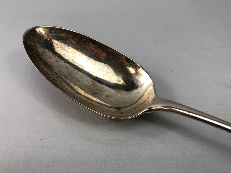 Large Silver serving spoon London 1767 maker JE (Listed by Grimwade as an "Unregistered Mark" and - Image 3 of 8