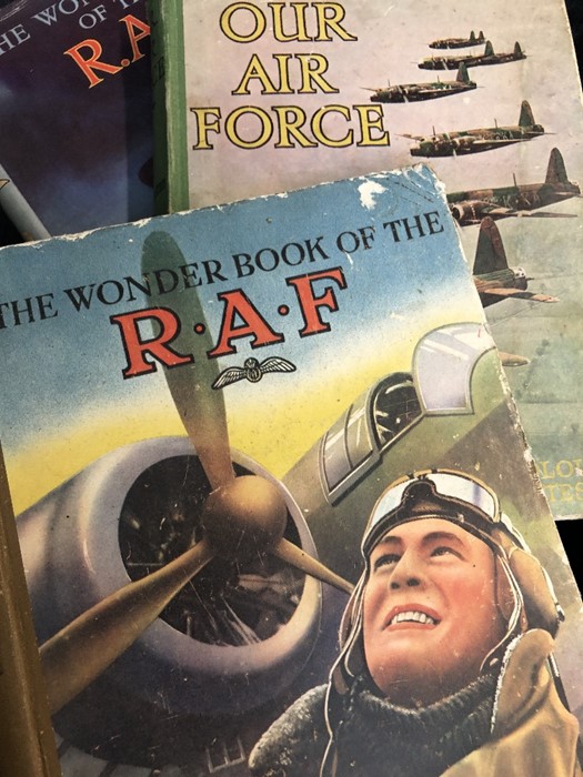 AVIATION AND AERONAUTICAL BOOKS AND MAGAZINES: A COLLECTION OF VINTAGE RAF BOOKS AND VINTAGE - Image 3 of 3