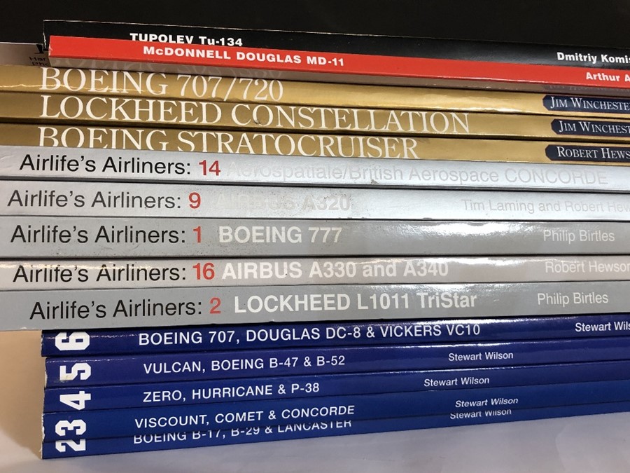 AVIATION AND AERONAUTICAL BOOKS AND MAGAZINES: A COLLECTION OF 15 BOOKS ON AIRCRAFT BY AERO FAX - Image 2 of 5