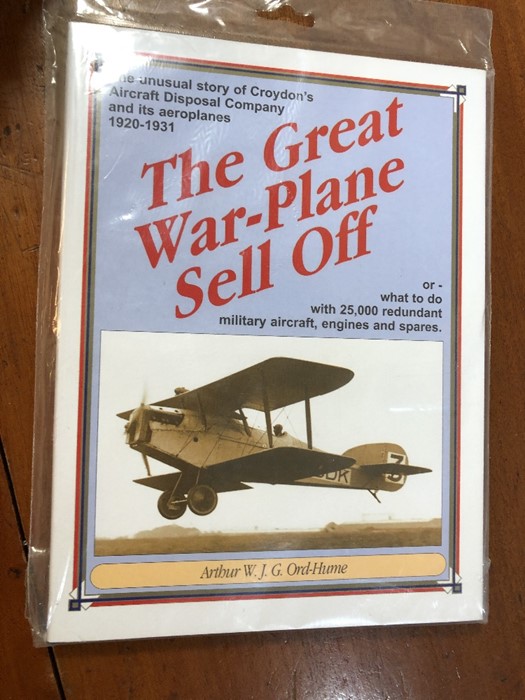 Aviation and Aeronautical Books and Magazines: A collection of 3 to include The great war plane sell - Image 3 of 4