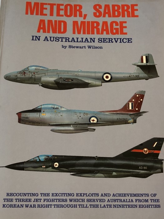 AVIATION AND AERONAUTICAL BOOKS AND MAGAZINES: A COLLECTION OF 9 BOOKS ON MILITARY AIRCRAFT BY - Image 4 of 4