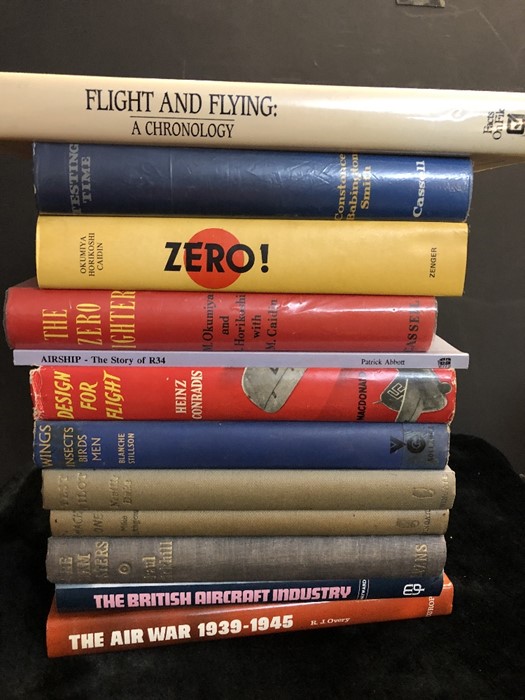 AVIATION AND AERONAUTICAL BOOKS AND MAGAZINES: A COLLECTION OF 12 VARIOUS AVIATION TITLES