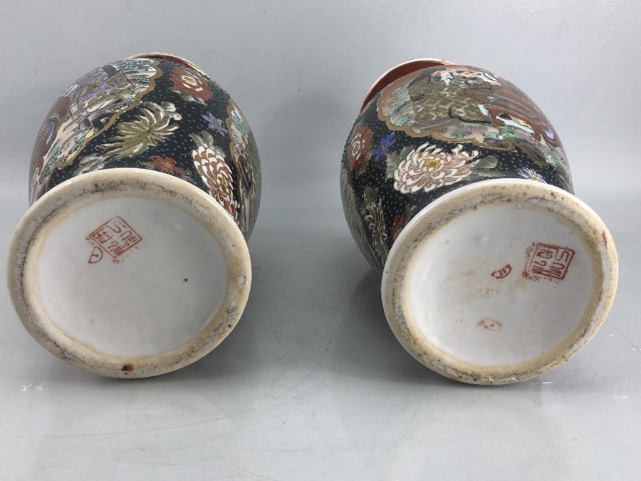 Pair of Chinese vases with red and blue colourway depicting Chinese figures, orange stamps to - Image 7 of 7