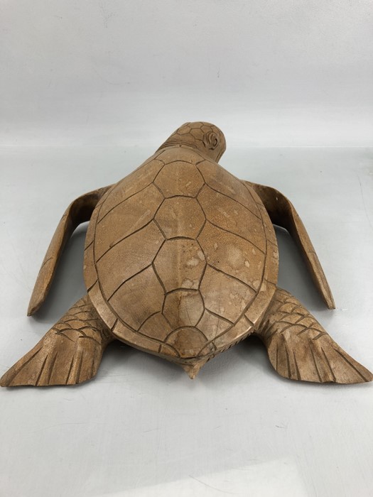 Carved wooden terrapin approx. 40cm long - Image 3 of 6