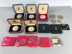 Collection of commemorative coins boxed and unboxed to include two boxed Festival of Britain coins