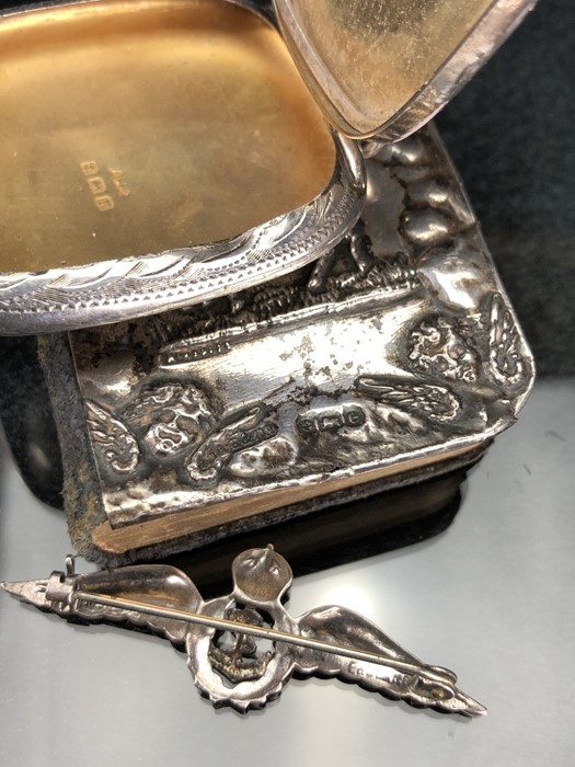 Silver items to include hallmarked silver prayer book, hallmarked silver compact & silver & - Image 3 of 3