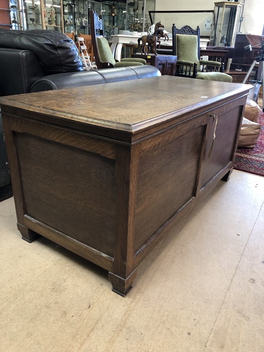 Large coffer with panelling, approx 126cm x 59cm x 59cm tall, with key - Image 3 of 4