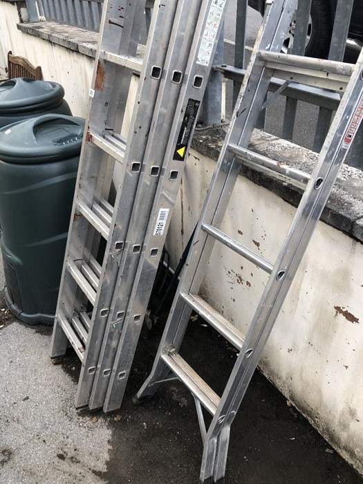 Collection of aluminium ladders and garden tools - Image 2 of 2