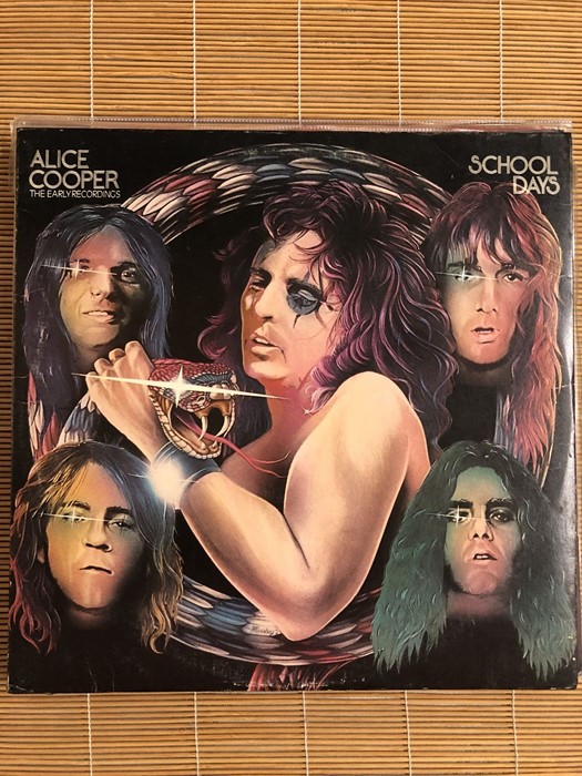 8 Alice Cooper LPs including "School's Out", "Killer" (with calendar), "Love It To Death" and " - Image 6 of 9