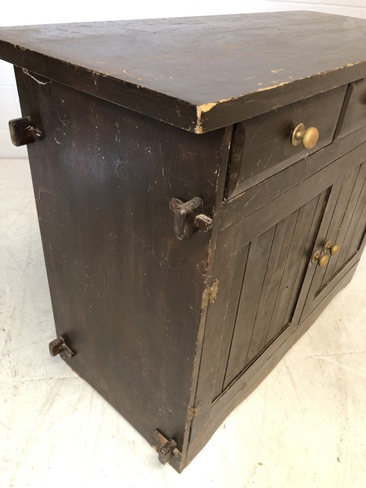 Vintage kitchen cupboard with three drawers and cupboard under with original fittings, approx - Image 5 of 6