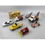 Small collection of die cast vehicles to include Matchbox Superkings, Corgi Whizzwheels, Dinky,