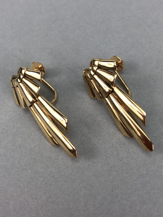 Pair of 9ct Gold earrings (total weight approx 5.9g) hallmarked 375 - Image 4 of 5