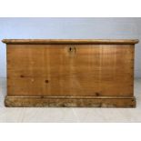 Vintage pine blanket box approx 86cms x 51cms x 45cms tall