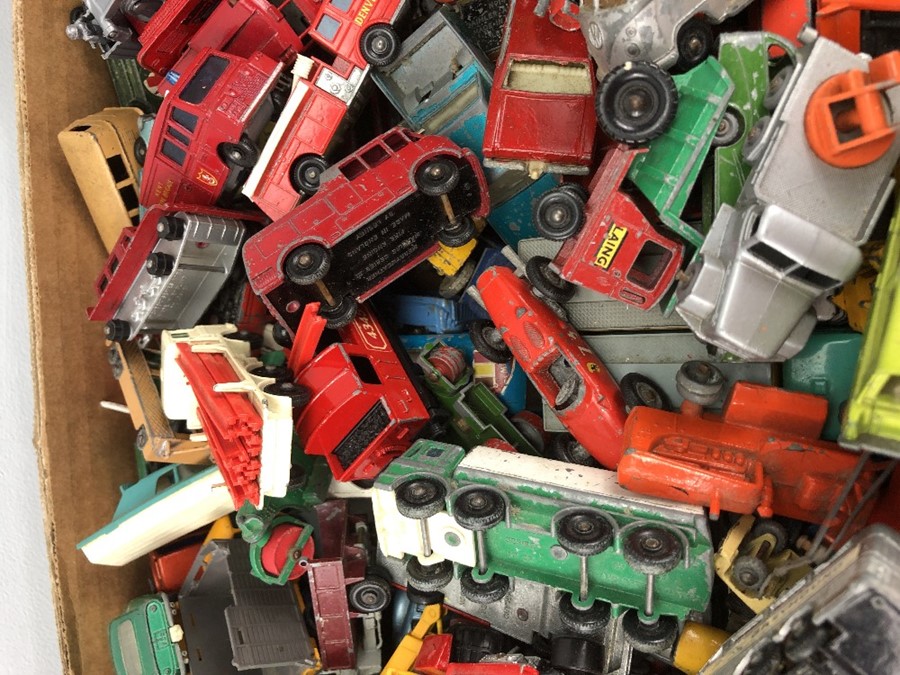 Collection of tin plate toys including Matchbox and Lesney all unboxed and play worn - Image 7 of 10