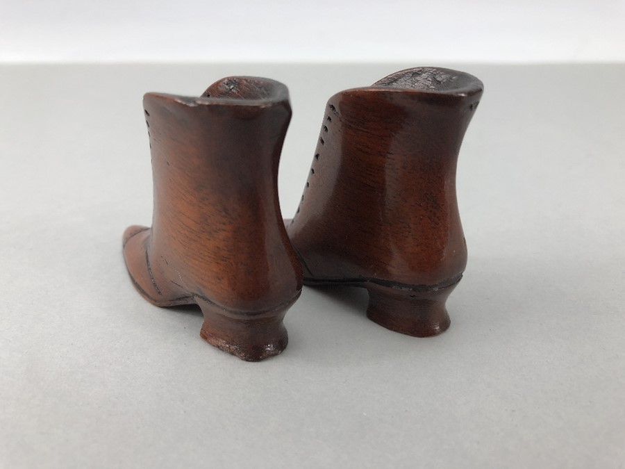 Pair of Georgian Mahogany decorative shoes approx 5cm tall - Image 4 of 5