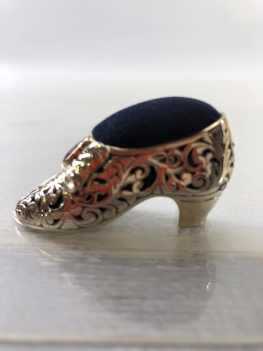 Silver pin cushion in the shape of a ladies shoe Stamped 925