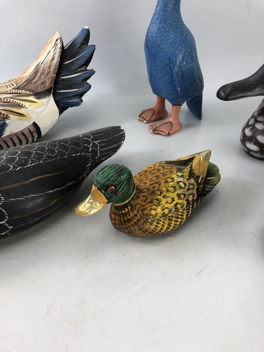 Collection of six decorative wooden ducks - Image 6 of 6